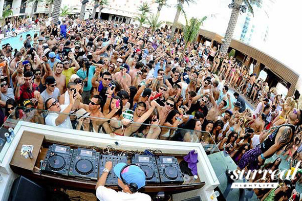 Marquee Dayclub Bottle Service Las Vegas | Surreal