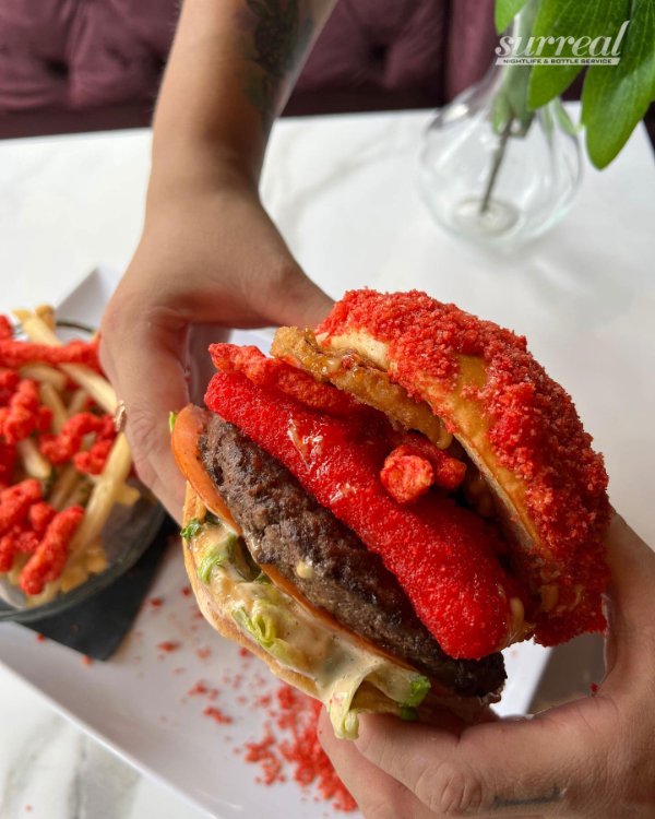 cheetos-burger