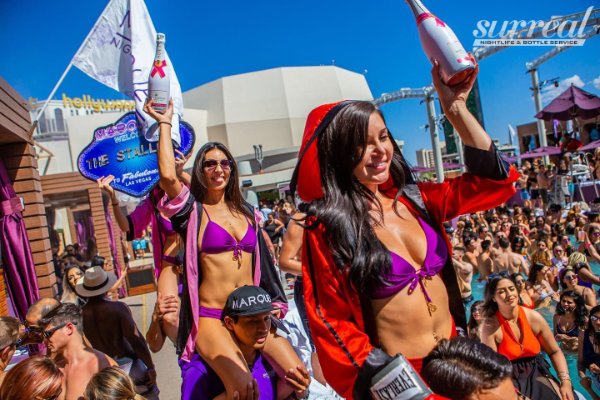 waitresses-presentation