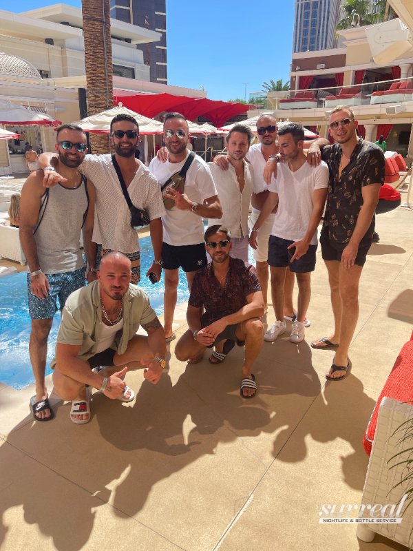 encore-beach-bachelor-party