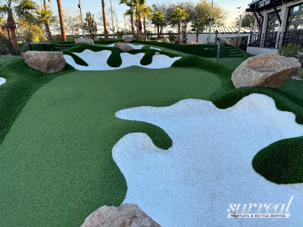 pop-stroke-mini-golf