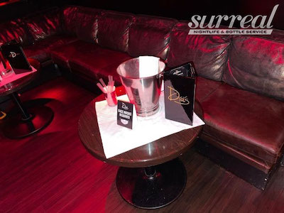 VIP Stage Banquet (8 people)