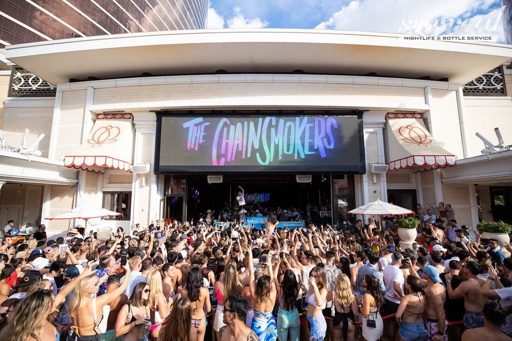 chainsmokers pool party las vegas