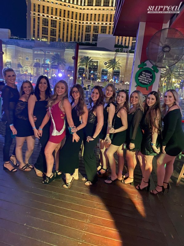 vegas-girls-nightout